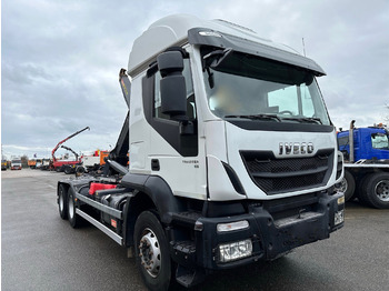 Camión multibasculante IVECO Trakker