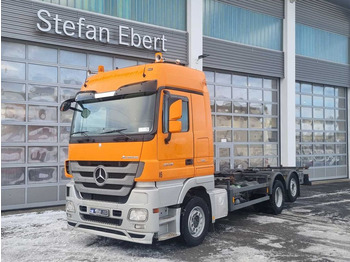 Camión portacontenedore/ Intercambiable MERCEDES-BENZ Actros 2548