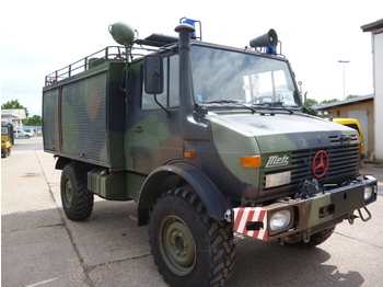 Unimog 435/11 4x4 FEUERWEHRWAGEN - Camión de bomberos