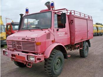 Unimog 435/11 4x4 FEUERWEHRWAGEN -*OLDTIMER-* - Camión de bomberos