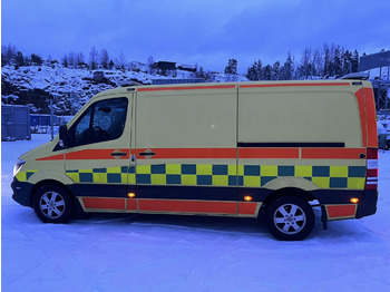 Ambulancia MERCEDES-BENZ Sprinter 319 3.0 ambulance/krankenwagen: foto 2