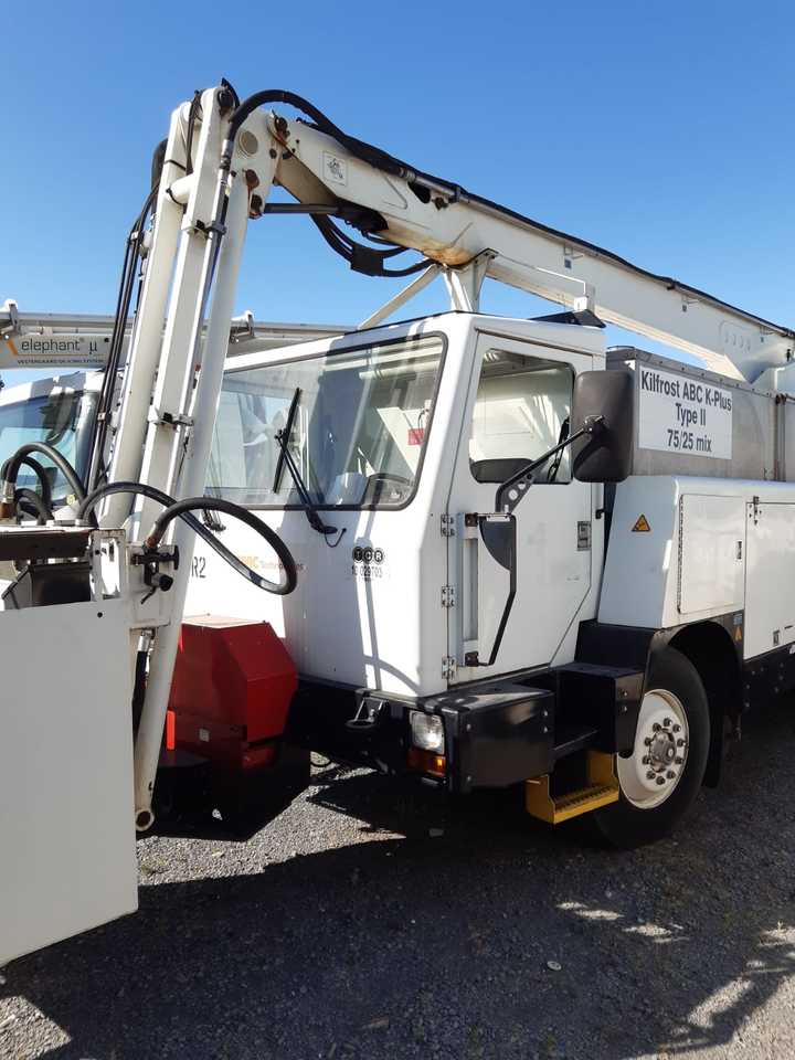 FMC Deicer Tempest 2 - Equipo de apoyo en tierra: foto 5