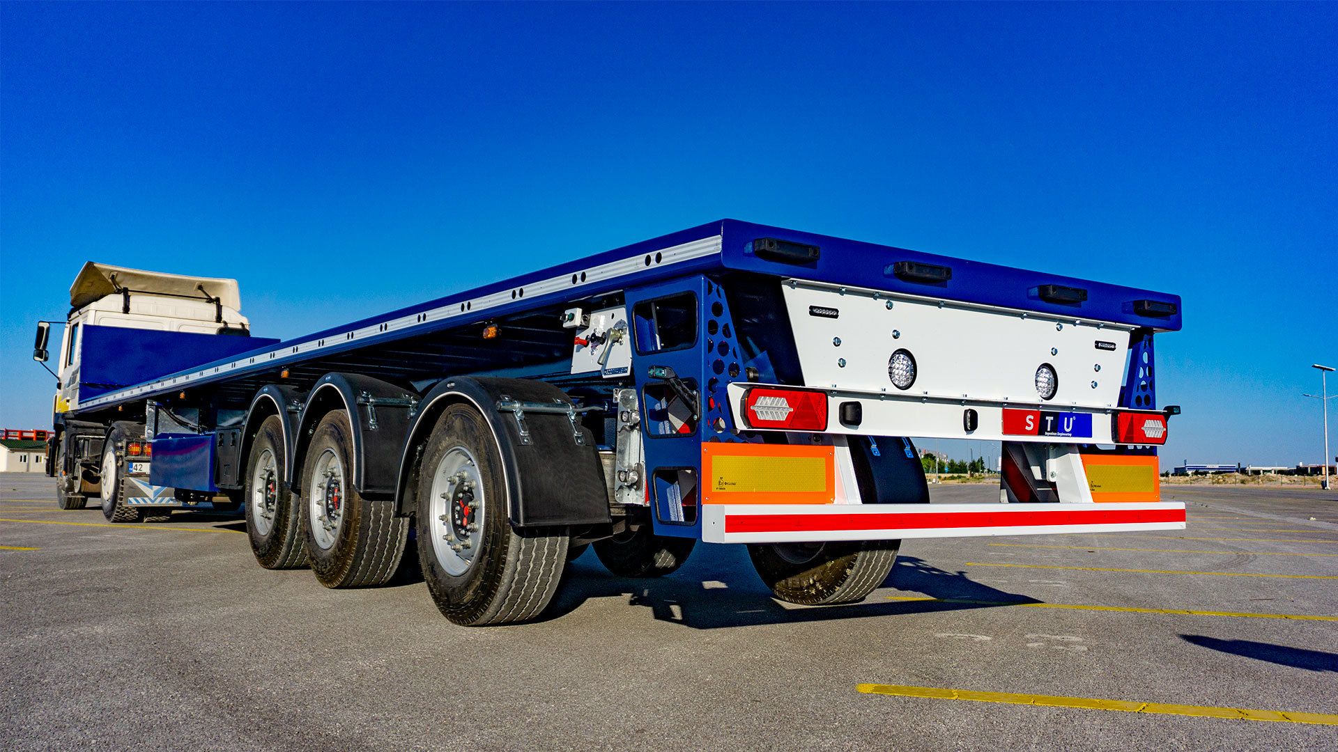 STU TRAILER DORSE ITHALAT IHRACAT LTD. STI. - anuncios sobre venta undefined: foto 2