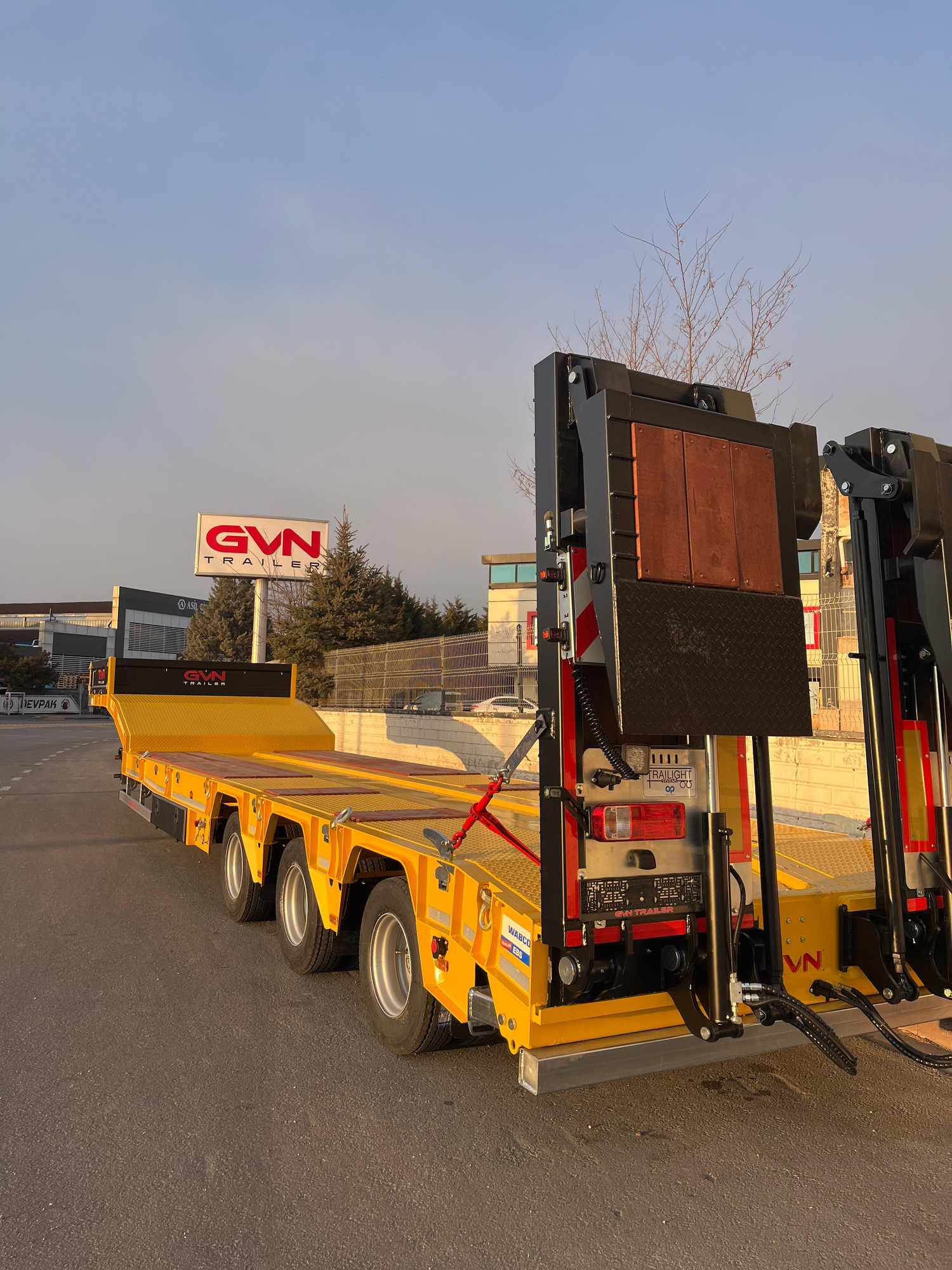 GVN TRAILER undefined: foto 5