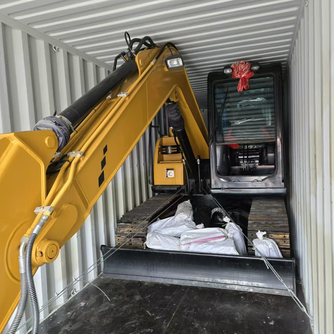 Toaks International Trading Company - Maquinaria de construcción - Año: 2005 undefined: foto 16