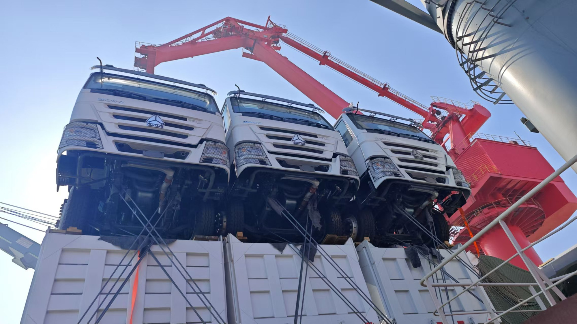 Toaks International Trading Company - Maquinaria de construcción - Año: 2005 undefined: foto 18