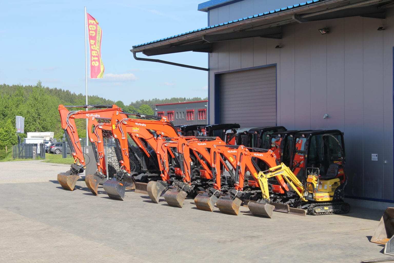 EGC Parts Baumaschinen Demontagen GmbH & Co. KG - Equipos de manutención undefined: foto 1