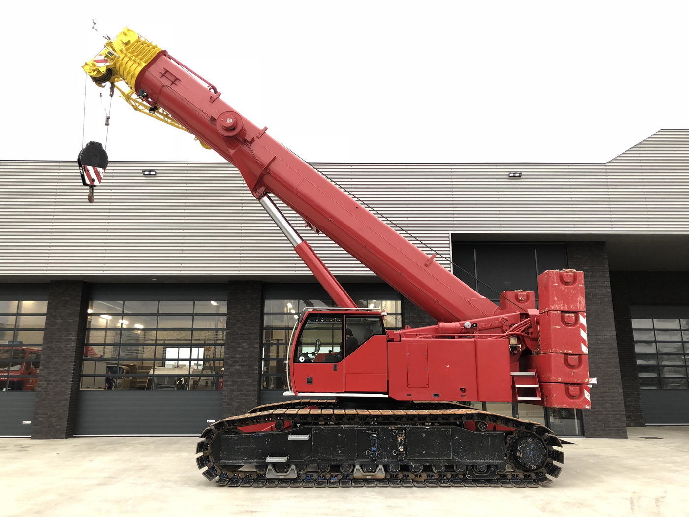 Geurts Trucks B.V. - Cabezas tractoras MERCEDES-BENZ - 8x6, aire acondicionado undefined: foto 25