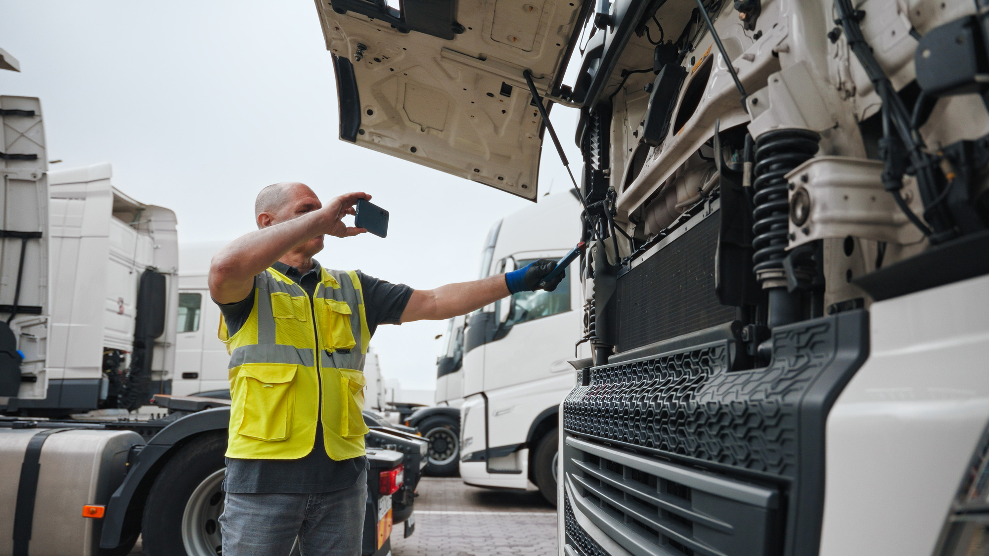 ClassTrucks - anuncios sobre venta undefined: foto 1