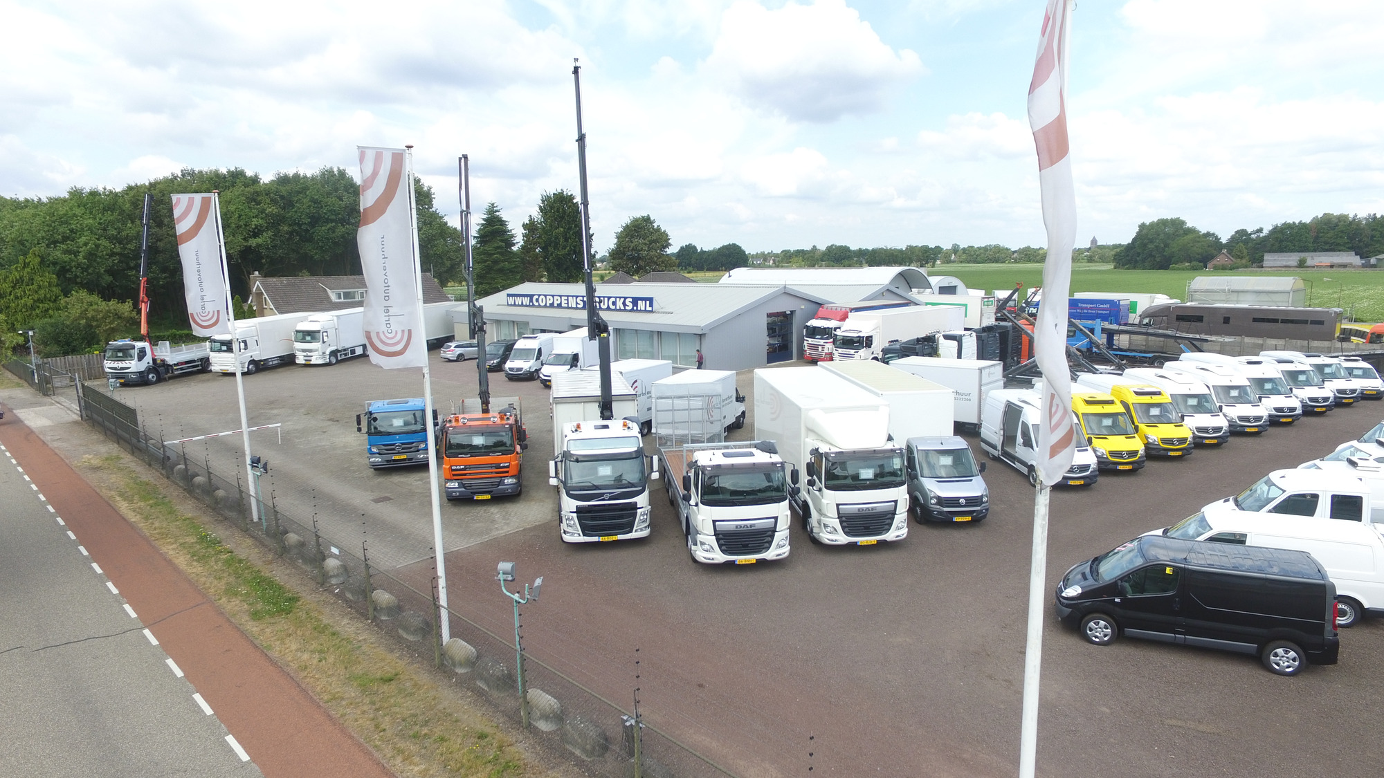 COPPENS TRUCKS BV - anuncios sobre venta undefined: foto 1