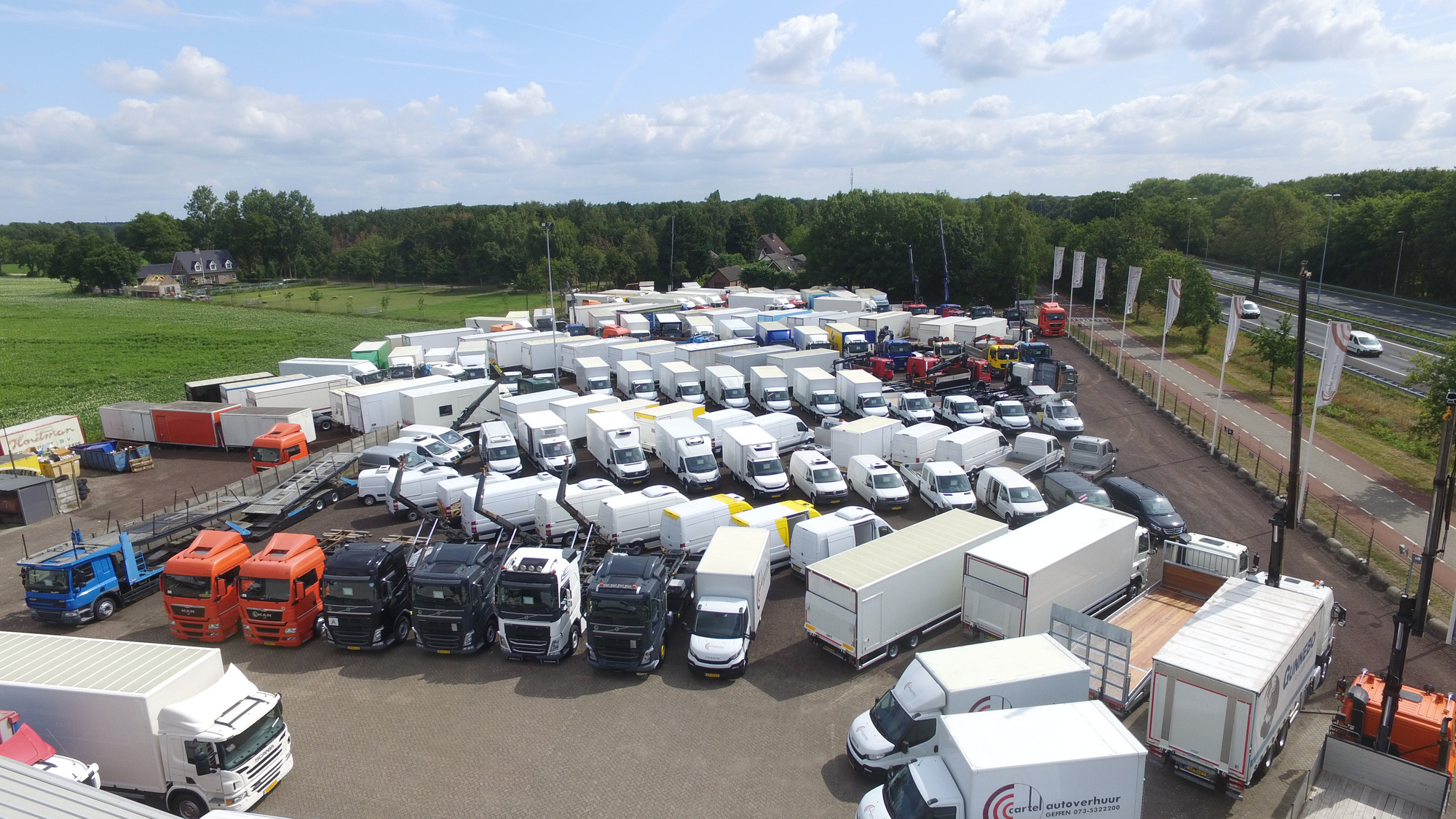 COPPENS TRUCKS BV - anuncios sobre venta undefined: foto 2