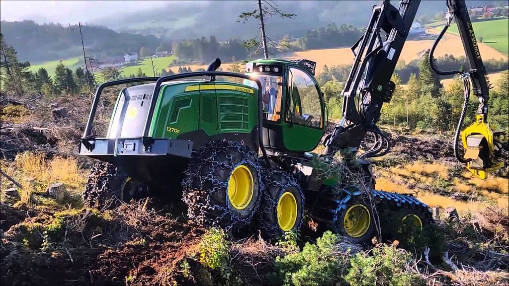 Tractoaredepadure.ro - Maquinaria forestal undefined: foto 6
