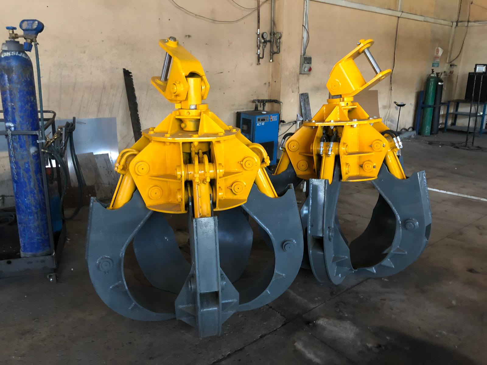 ANDOKS  - Implementos VOLVO undefined: foto 26