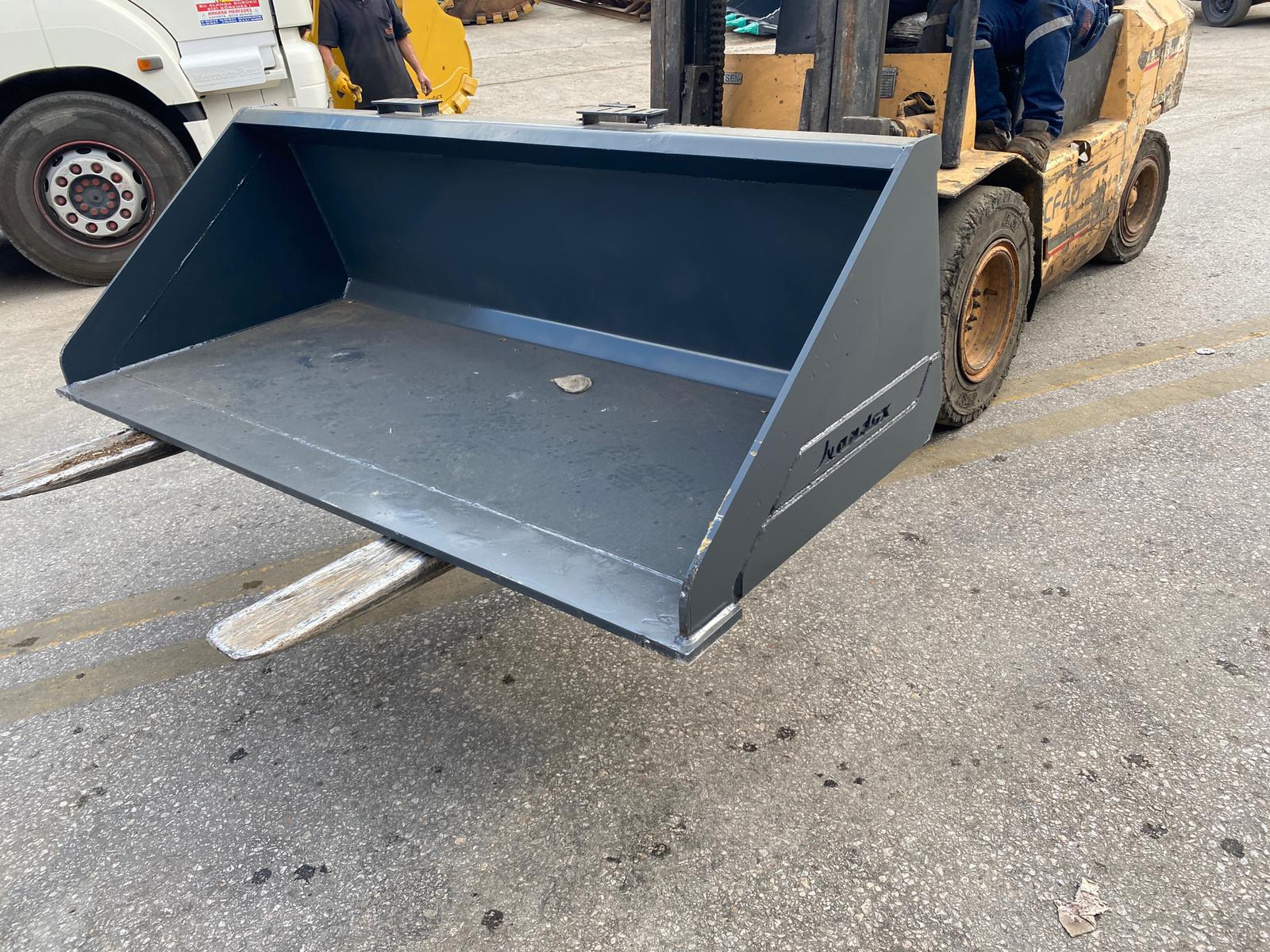 ANDOKS  - Implementos VOLVO undefined: foto 64