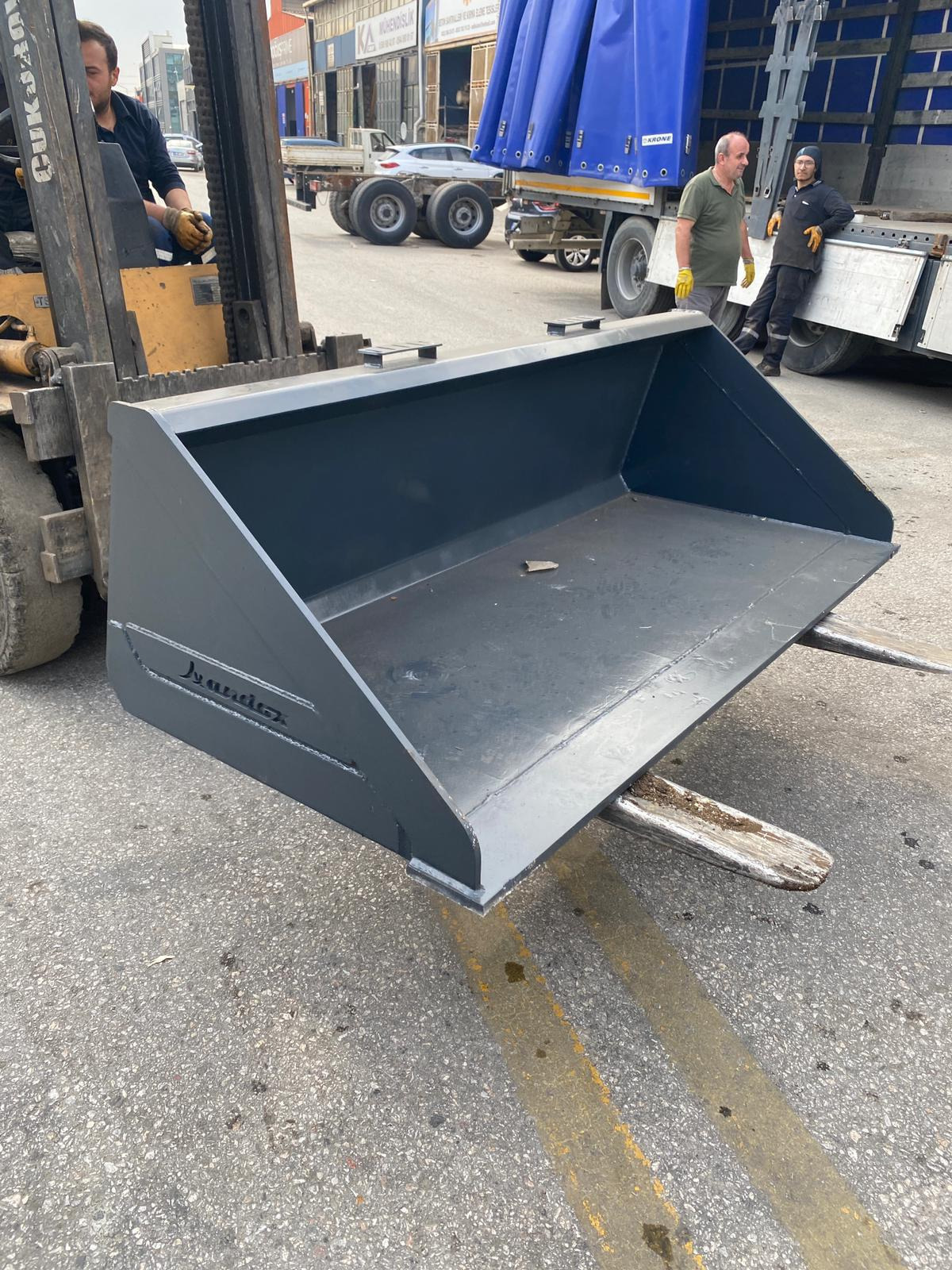 ANDOKS  - Implementos VOLVO undefined: foto 22