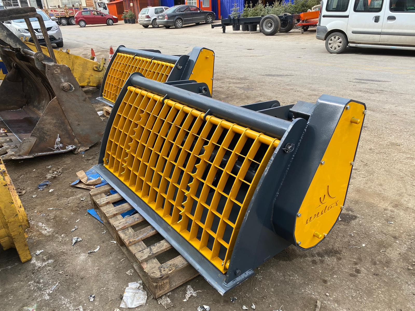 ANDOKS  - Implementos VOLVO undefined: foto 2