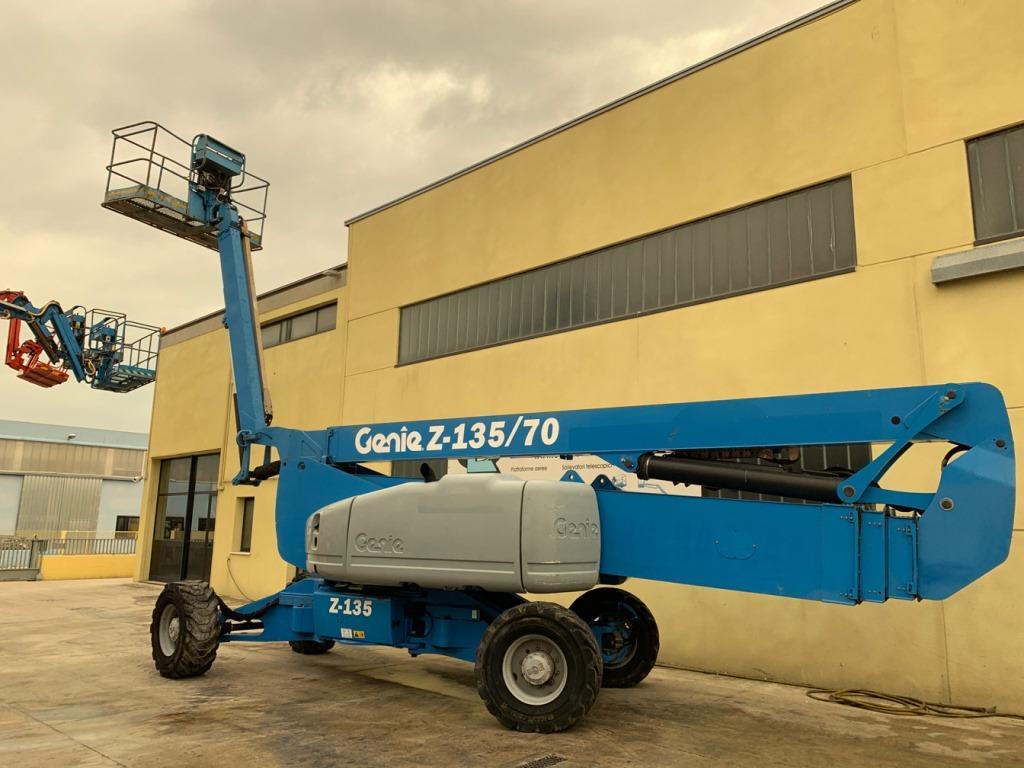 Centro Elevatori SRL - Maquinaria de construcción - Año: 2013 undefined: foto 16