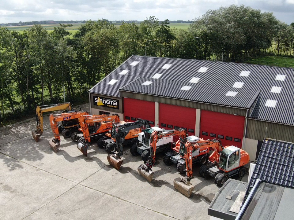 Sinnema Equipment BV - anuncios sobre venta undefined: foto 1