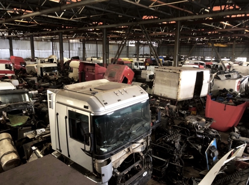EGDA truckparts - Piezas de recambio VOLVO FH - Año: 2017 undefined: foto 2