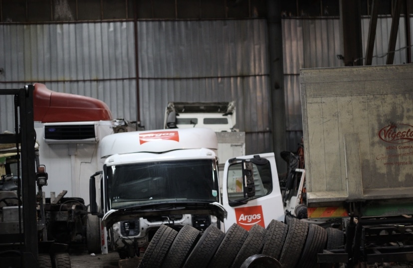 EGDA truckparts - Piezas de recambio VOLVO FH - Año: 2017 undefined: foto 4