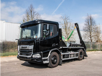 Camión portacontenedor de cadenas DAF XD 410