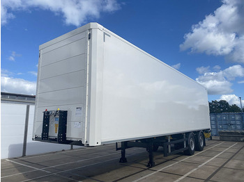 Semirremolque caja cerrada