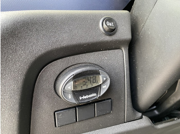 Furgoneta con lona Iveco Daily 65C21 3,6m P+P+LBW Klima Automat. Webasto: foto 4 Furgoneta con lona Iveco Daily 65C21 3,6m P+P+LBW Klima Automat. Webasto: foto 4