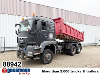 Camión volquete MAN TGA 26.400