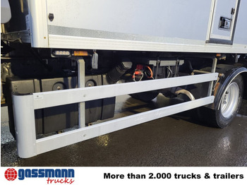 Camión caja cerrada Mercedes-Benz Atego 1330 4x4, Iso-Koffer mit Heizung und LBW: foto 4