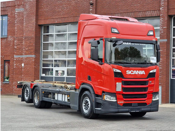 Camión portacontenedore/ Intercambiable SCANIA R 500