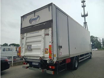 Camión caja cerrada Renault D16: foto 5 Camión caja cerrada Renault D16: foto 5