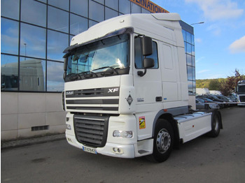 Cabeza tractora DAF XF 105 460