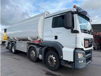 Camión cisterna MAN TGS 35.480 8x2*6 Euro 6 23.000 l ADR Tanktruck: foto 2 Camión cisterna MAN TGS 35.480 8x2*6 Euro 6 23.000 l ADR Tanktruck: foto 2