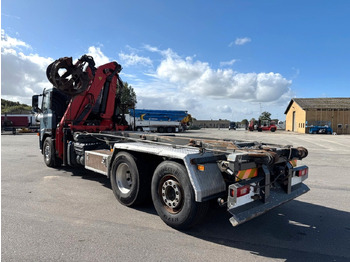 Camión grúa Volvo FM340 6x2*4 Kipper / Palfinger Epsilon 150Z96: foto 4 Camión grúa Volvo FM340 6x2*4 Kipper / Palfinger Epsilon 150Z96: foto 4