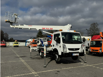 Camión con plataforma elevadora Renault Maxity: foto 2