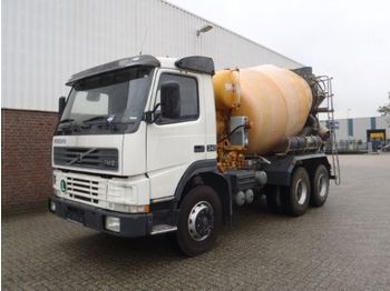 Camión hormigonera Volvo FM12 340 6x4R Steel suspension / Hub reduction: foto 1
