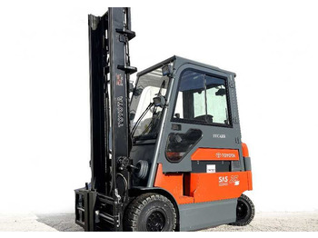 Carretilla elevadora eléctrica TOYOTA