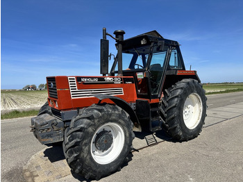 Tractor NEW HOLLAND