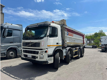 Camión volquete VOLVO FM 420