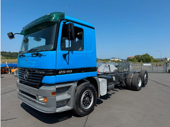 Camión chasis MERCEDES-BENZ Actros 2540