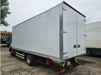Camión caja cerrada Iveco EuroCargo 120 - 210 BOX 12t Only 7554 km: foto 4