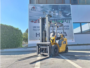 Carretilla elevadora de gas Caterpillar GP25NTD: foto 2 Carretilla elevadora de gas Caterpillar GP25NTD: foto 2