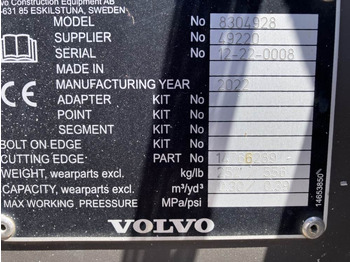 Retroexcavadora Volvo Tieflöffel mit Messer S50: foto 5 Retroexcavadora Volvo Tieflöffel mit Messer S50: foto 5