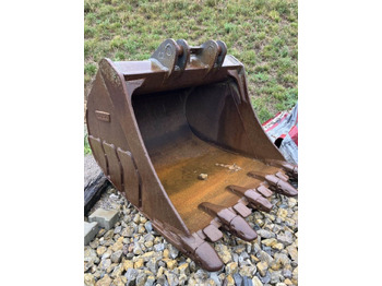 Retroexcavadora VOLVO