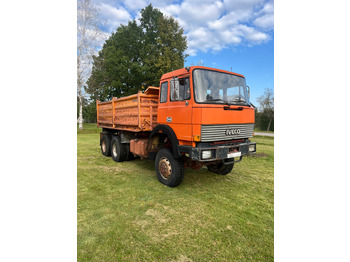 Camión volquete IVECO Magirus