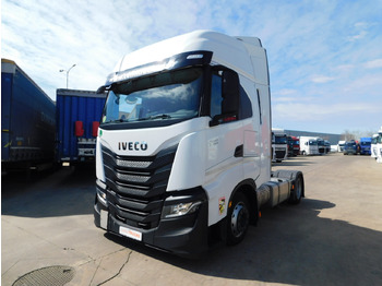 Cabeza tractora IVECO