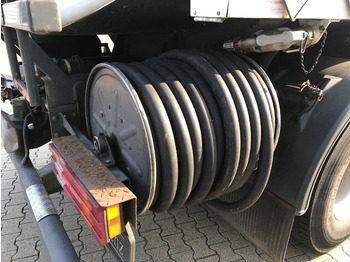 Camión cisterna Mercedes-Benz Actros 1841 L 4x2 Actros 1841 L 4x2, Esterer Tankaufbau ca. 13.500l, 2 Kammern: foto 4