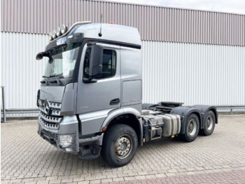 Cabeza tractora MERCEDES-BENZ Arocs 2651