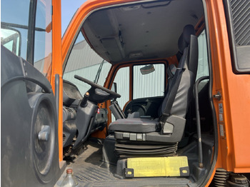 Foto del interior 1: Leasing de Unimog U 300 4x4 U 300 4x4, Kipper, Kommunalhydraulik, VarioPilot, Zapfwelle Unimog U 300 4x4 U 300 4x4, Kipper, Kommunalhydraulik, VarioPilot, Zapfwelle