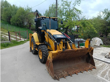 Retroexcavadora CATERPILLAR 432